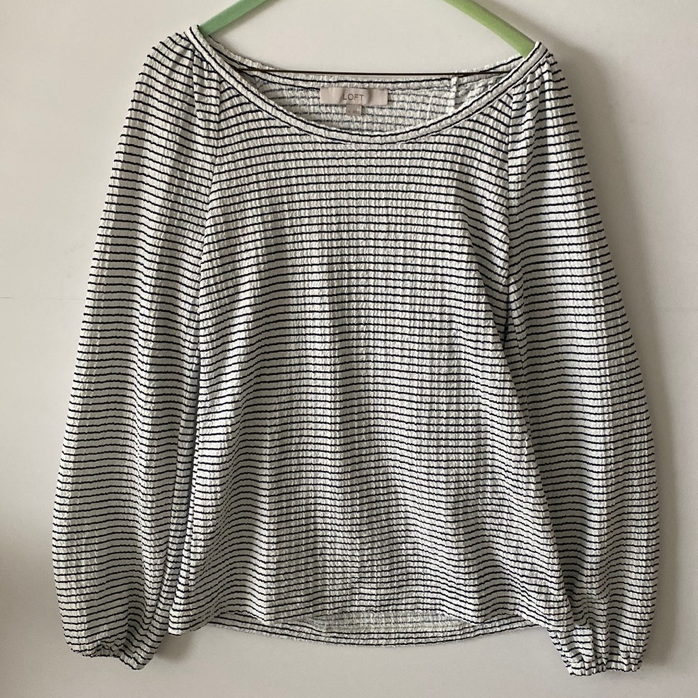 Soft scrunch loft blouse